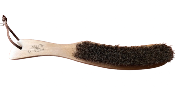 Natural bristle brush
