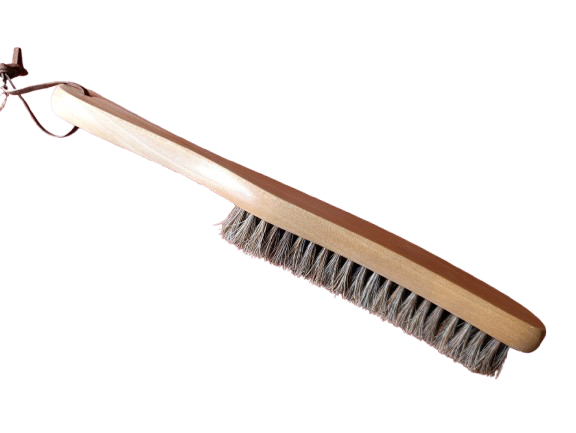 Natural bristle brush